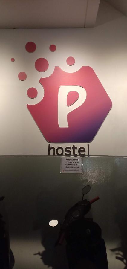 P ホステル バンドゥン エクステリア 写真